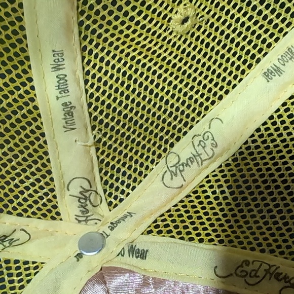 Ed Hardy Mens Colorful Graphic Mesh/Snapback Trucker Hat. - Picture 11 of 12